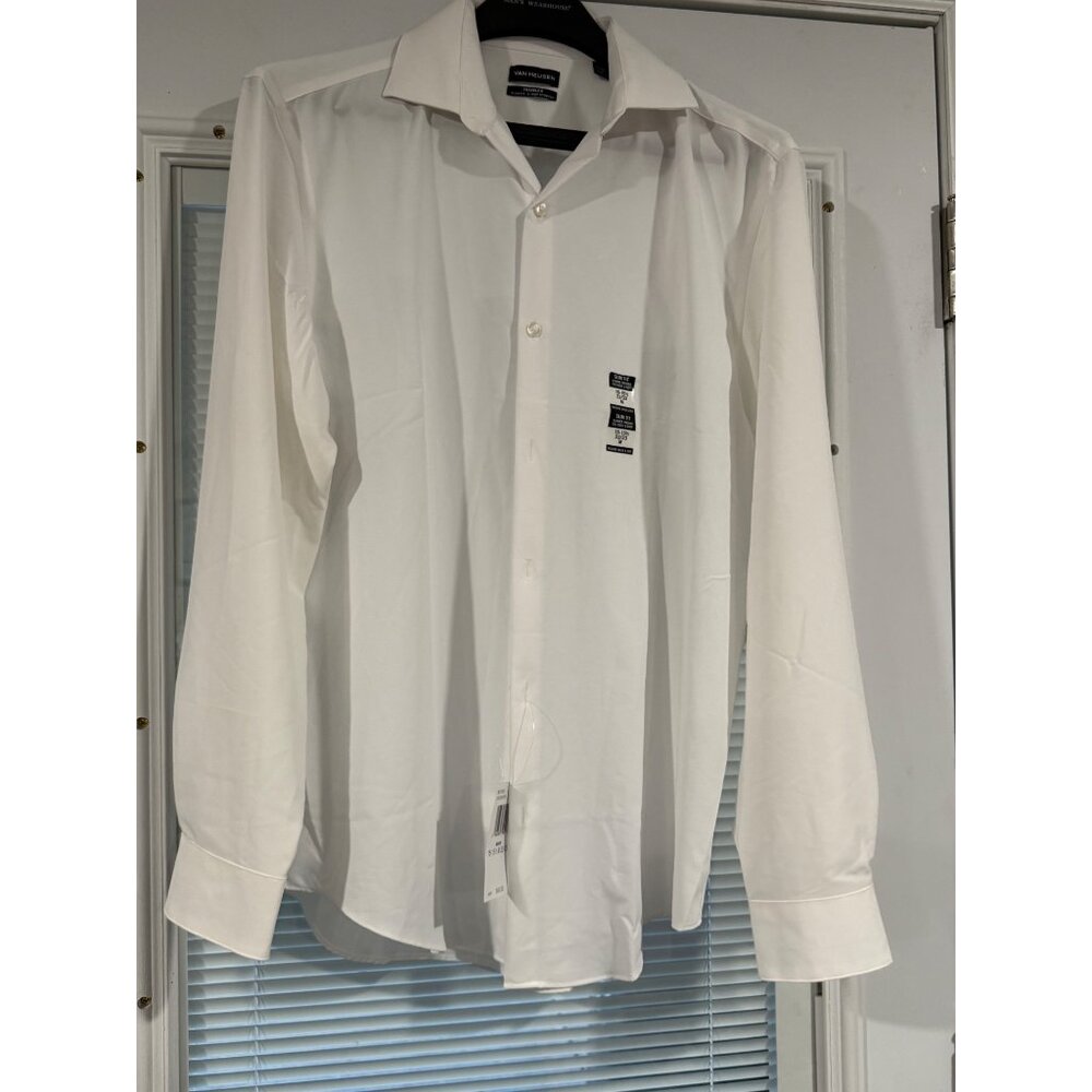 Van Heusen Traveler Slim Fit White Dress Shirt M 15-15.5" Neck 32-33" Sleeve 4-W